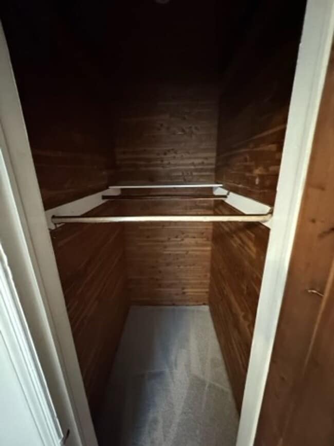 Building Photo - Charming row home in Baltimore City!