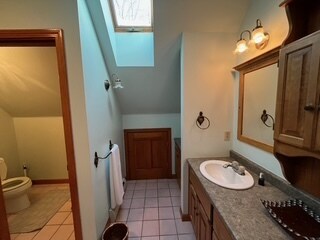 Building Photo - 42 Lord Rd