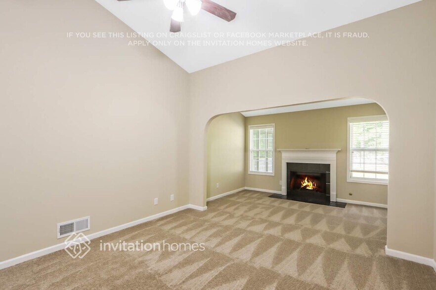 Building Photo - 250 Covington Dr