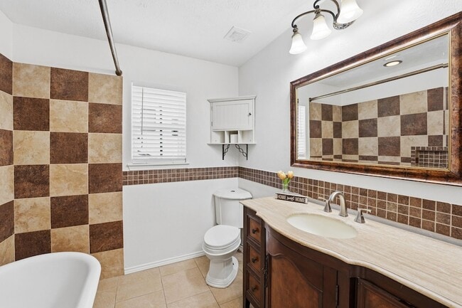 Building Photo - 29038 Deadwood Ln