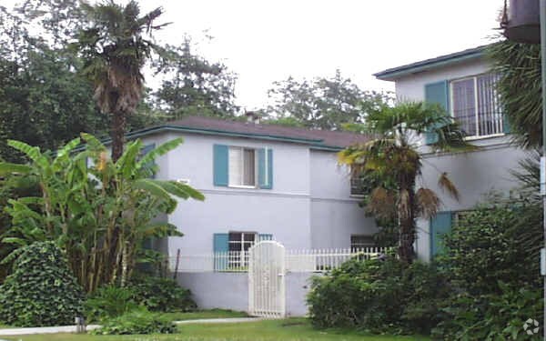 Building Photo - Chandler Garden Apartments