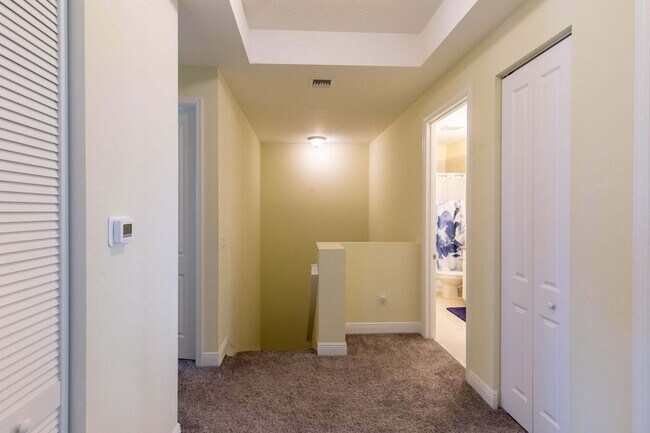 Building Photo - 7528 Moonrise Dr