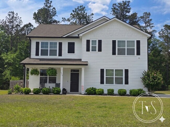Building Photo - RATE DROP ALERT (was $3300/month)!