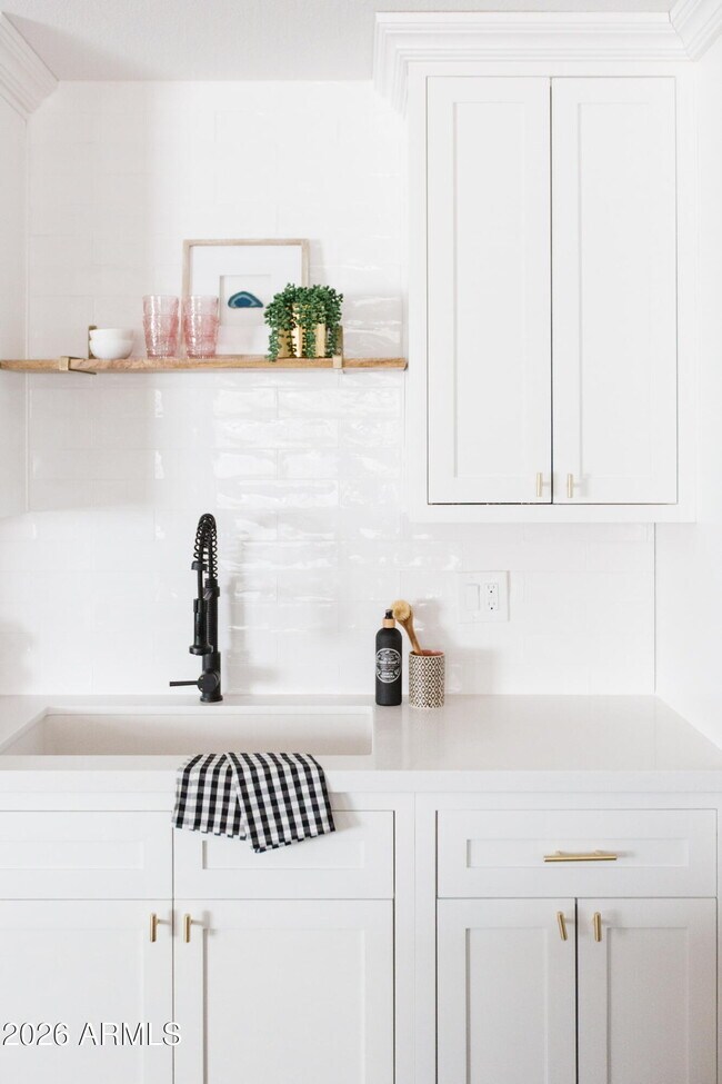 Building Photo - 3425 N 85th St