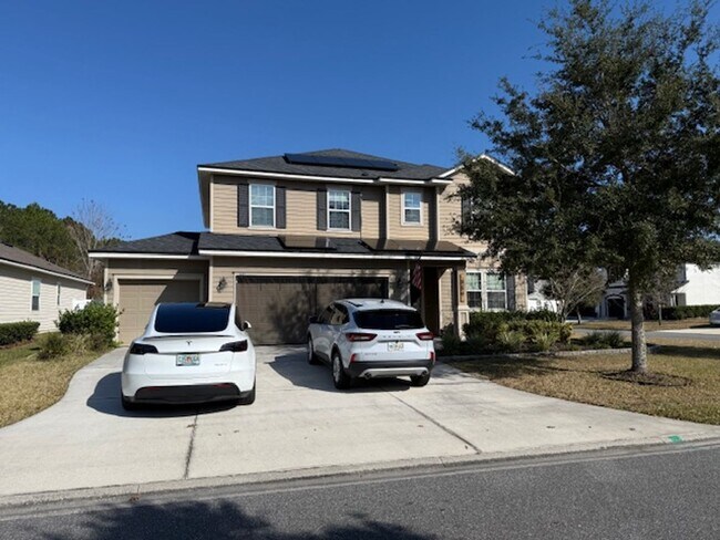 Building Photo - Like New 4/2.5 St. Augustine