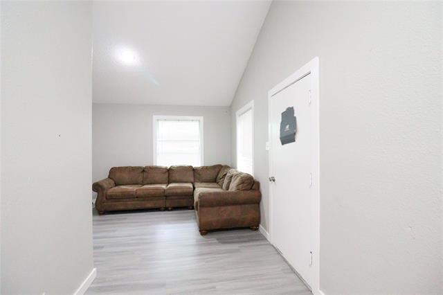 Building Photo - 107 Love St