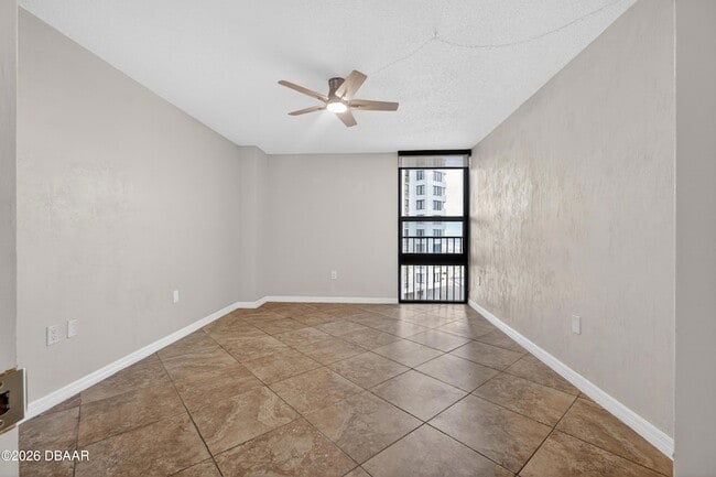Building Photo - 3051 S Atlantic Ave