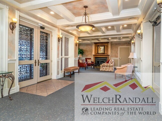 Building Photo - Spacious 2-Bedroom Condo in Prime Downtown...