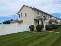 Building Photo - 2410 Eaton Ave