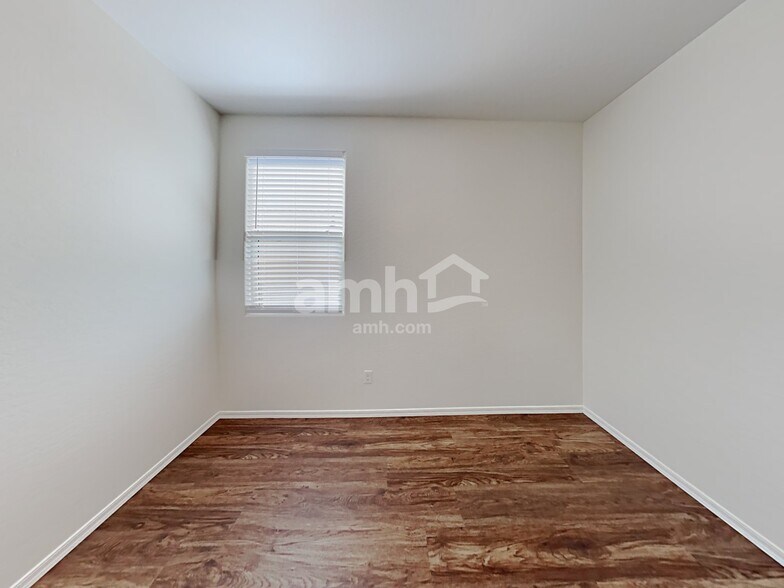 Building Photo - 1838 N 212th Ln