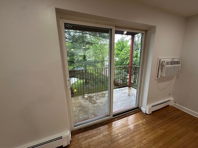 Building Photo - 32 Annese Rd