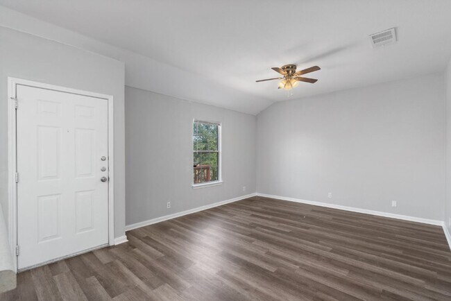 Building Photo - 3301 El Salido Pkwy