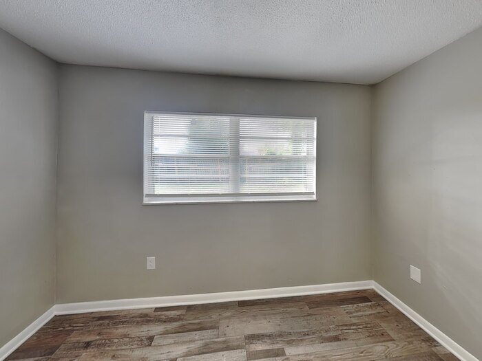 Building Photo - 6410 Gamble Dr