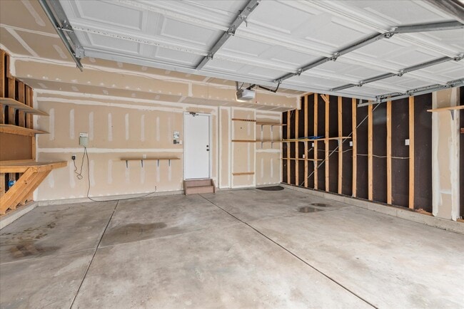 Building Photo - 10147 S Cherryhurst Ln