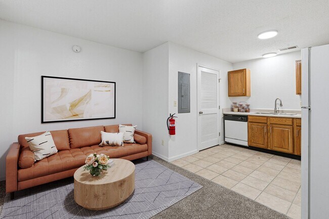 Building Photo - 1 Bed 1 Bath Apartment