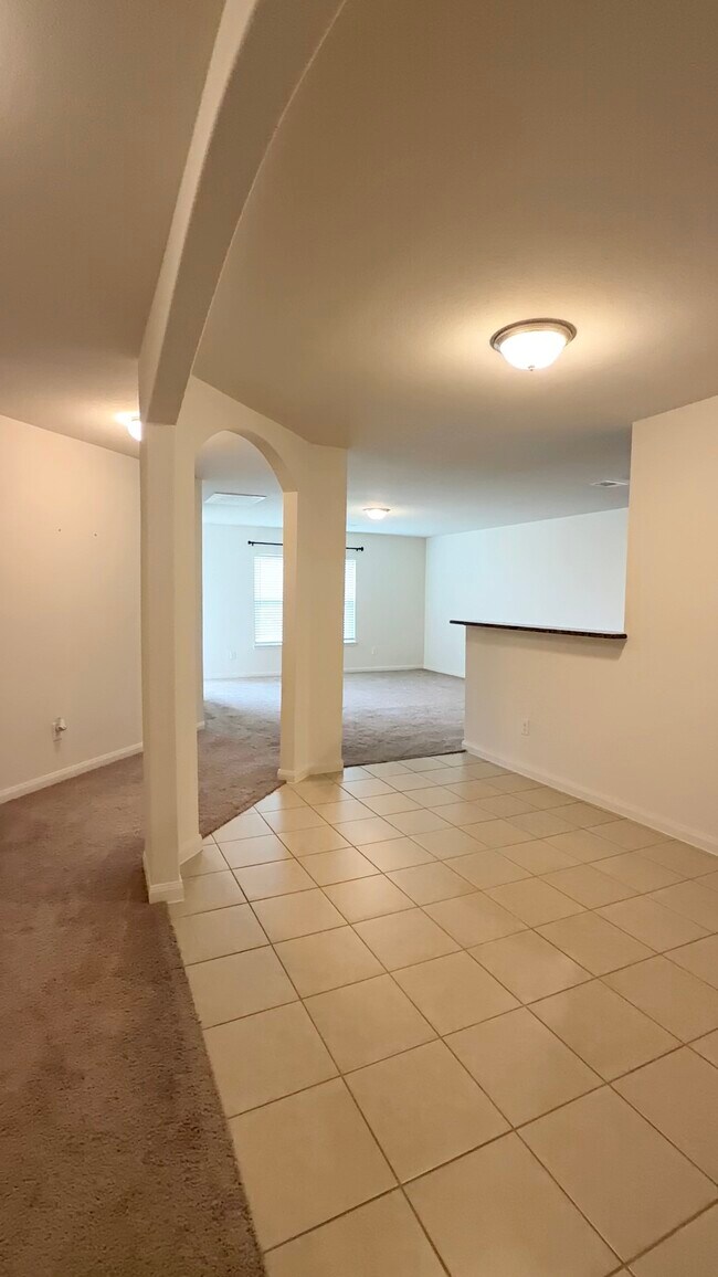 Building Photo - 22418 Threefold Ridge Dr