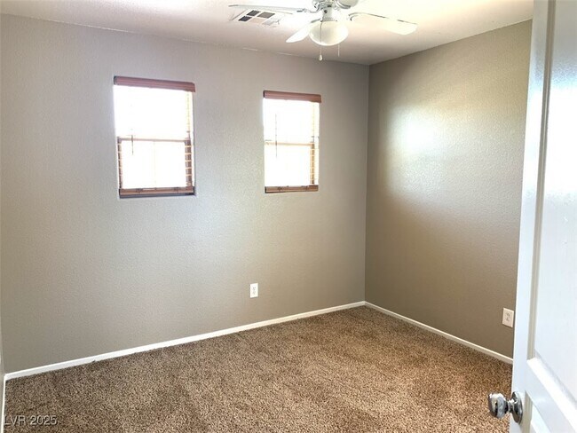 Building Photo - 10801 Cape Shore Ave