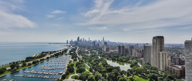 Building Photo - 2800 N Lake Shore Dr