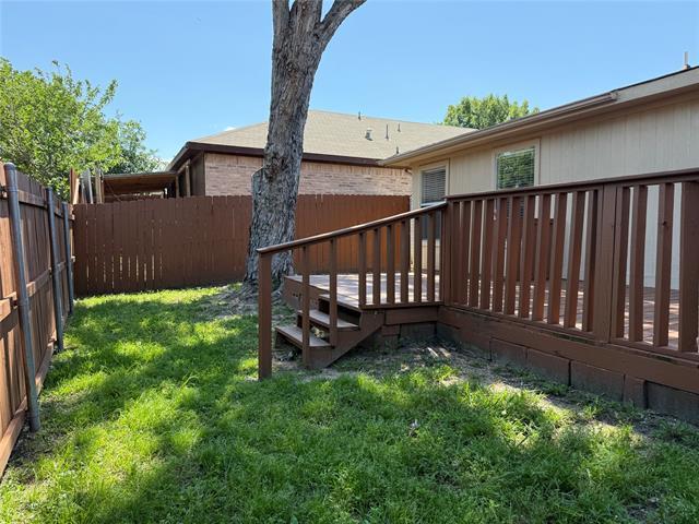 Building Photo - 10239 Blackjack Oaks Dr
