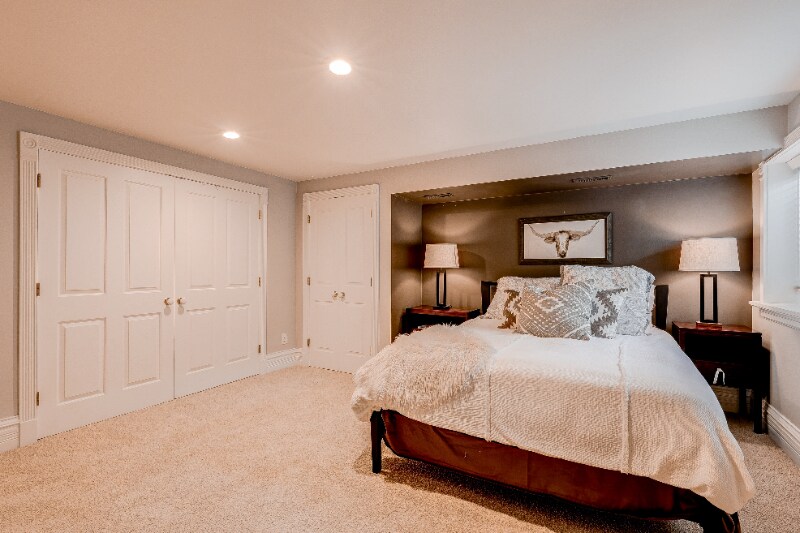 Building Photo - 2105 S Fillmore St