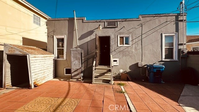 Building Photo - 1221 W 59th St