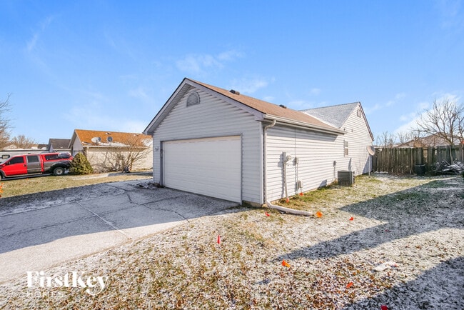 Building Photo - 3909 Libra Ln