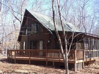 Building Photo - 64 Hugo Dr