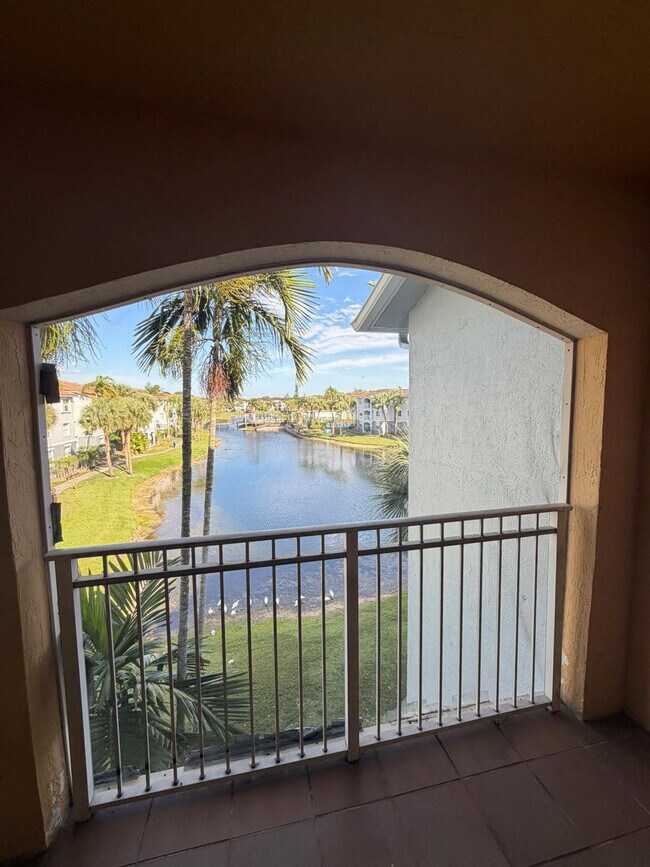 Building Photo - 165 NW 96th Terrace