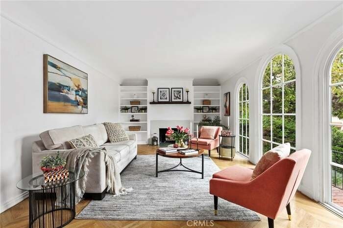 Building Photo - 2118 Glen Ivy Dr