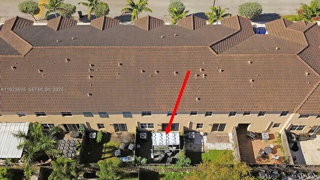 Building Photo - 1458 SE 26th Ave