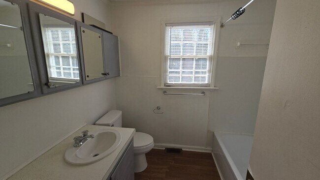 Building Photo - sunset1617