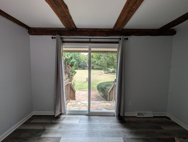 Building Photo - Room in Single Family Home on Ranson Rd
