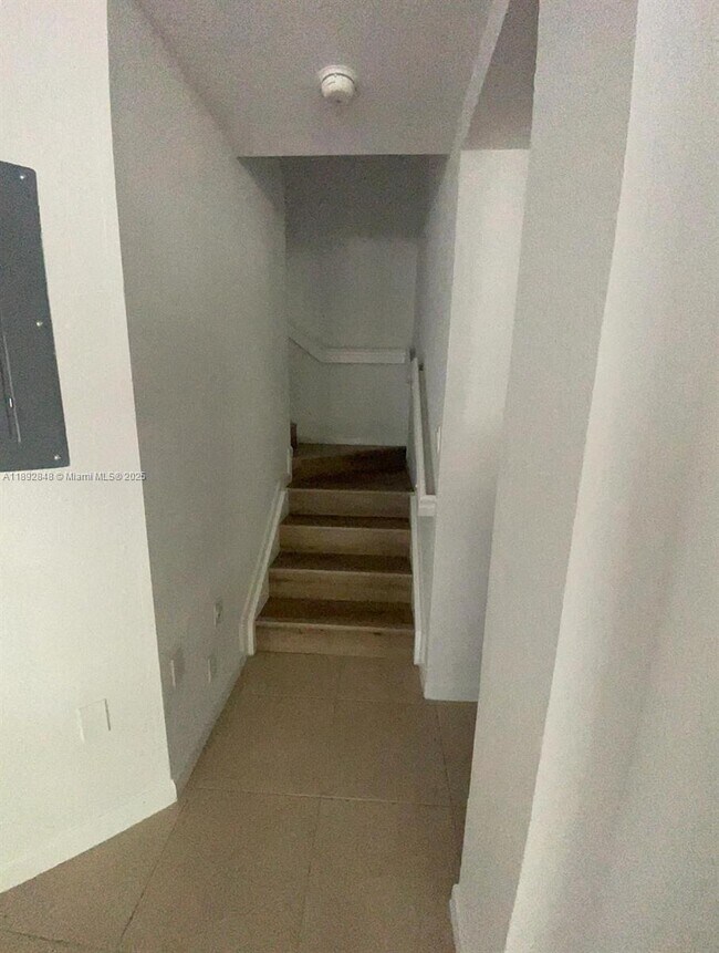 Building Photo - 11202 NW 83rd St