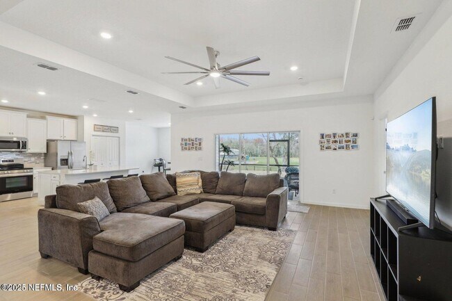 Building Photo - 9674 Gaynor Cir