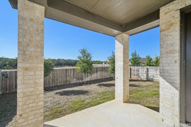 Building Photo - 10833 Coppola