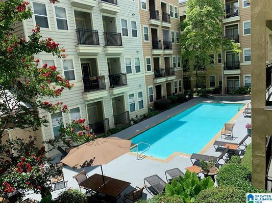 Pool/Grilling Area - 401 20th St S
