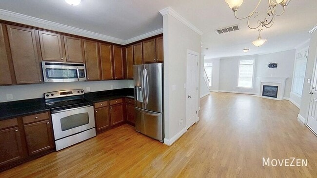 Building Photo - 1706 Raney Ct