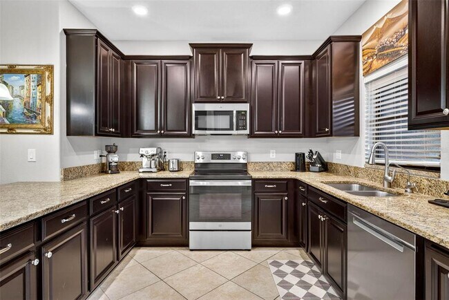 Building Photo - 28635 Tranquil Lake Cir