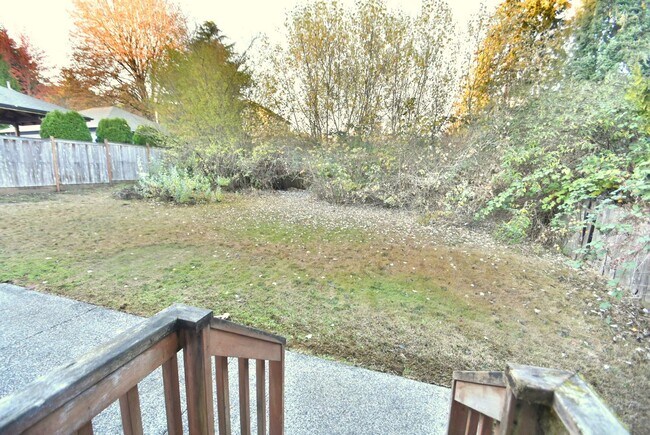 Building Photo - 2Bd/1Ba Lake Forest Park Home