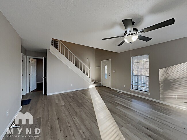 Building Photo - 629 Bennett Dr