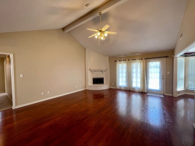 Building Photo - 5275 Timberline Ln