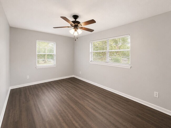 Building Photo - Adorable 2 bedroom 1 bath home with flex space in Lake Mary!