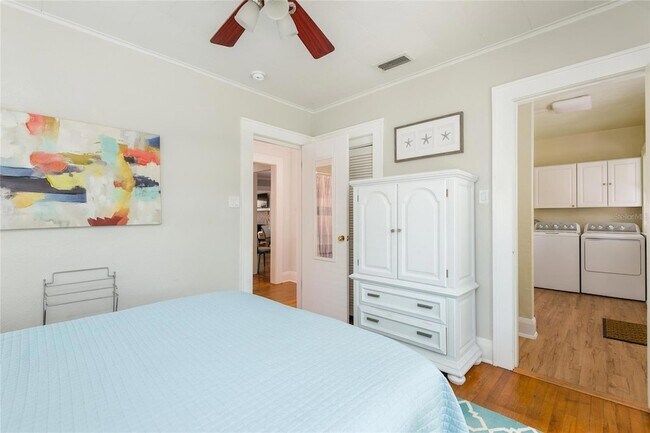 Building Photo - 3611 W Bay to Bay Blvd