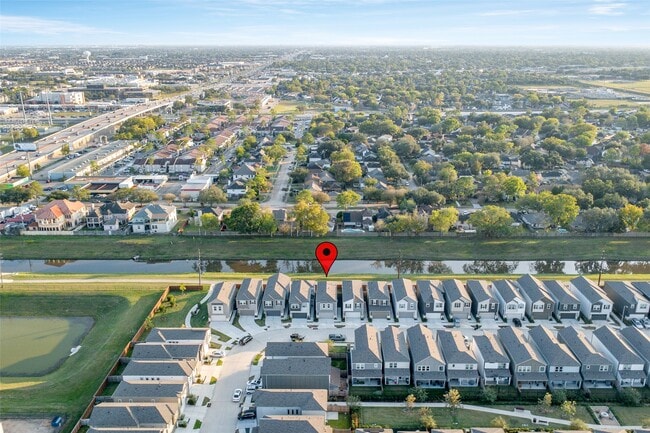 Building Photo - 14719 Silent Gulf Ave