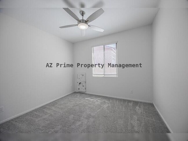 Building Photo - 7914 W Pueblo Ave