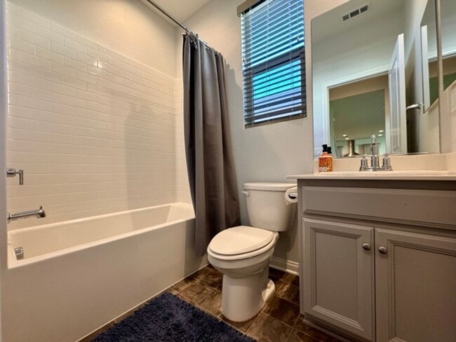 Building Photo - Welcome to this stunning two-story home lo...