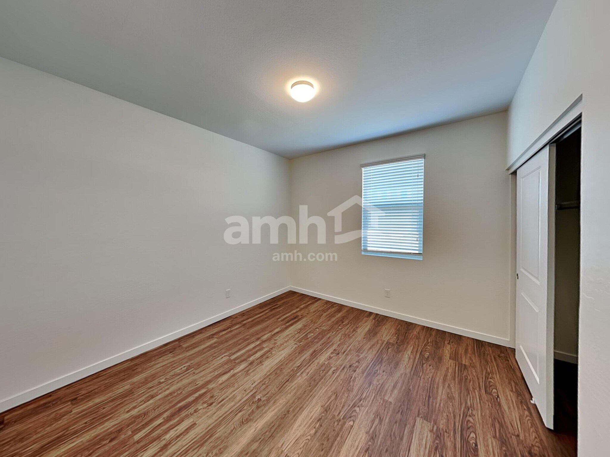 Building Photo - 7161 E Bobwhite Ct