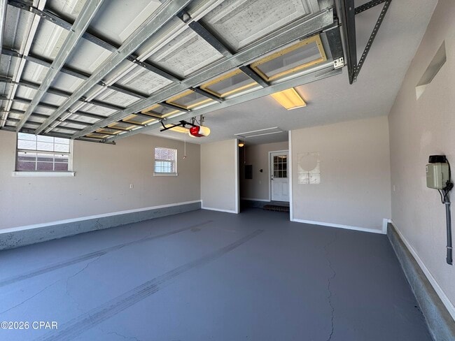 Building Photo - 3545 Brentwood Pl