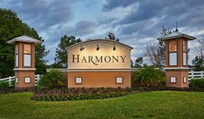 Building Photo - Beautiful 4/2.5 Townhome for Rent in Harmo...