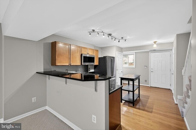 Building Photo - 1455 VA-401